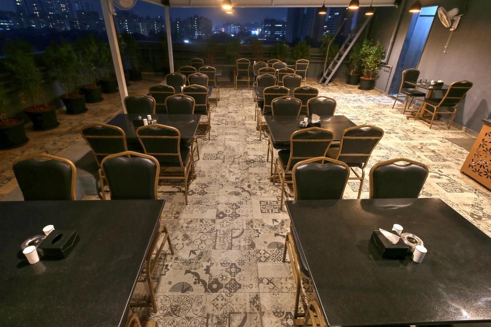Magnus Fortune House Business Hotel , Magarpatta Mundhva Eksteriør billede